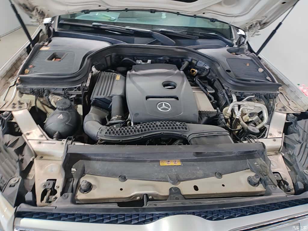 Mercedes-Benz GLC, 2016 20