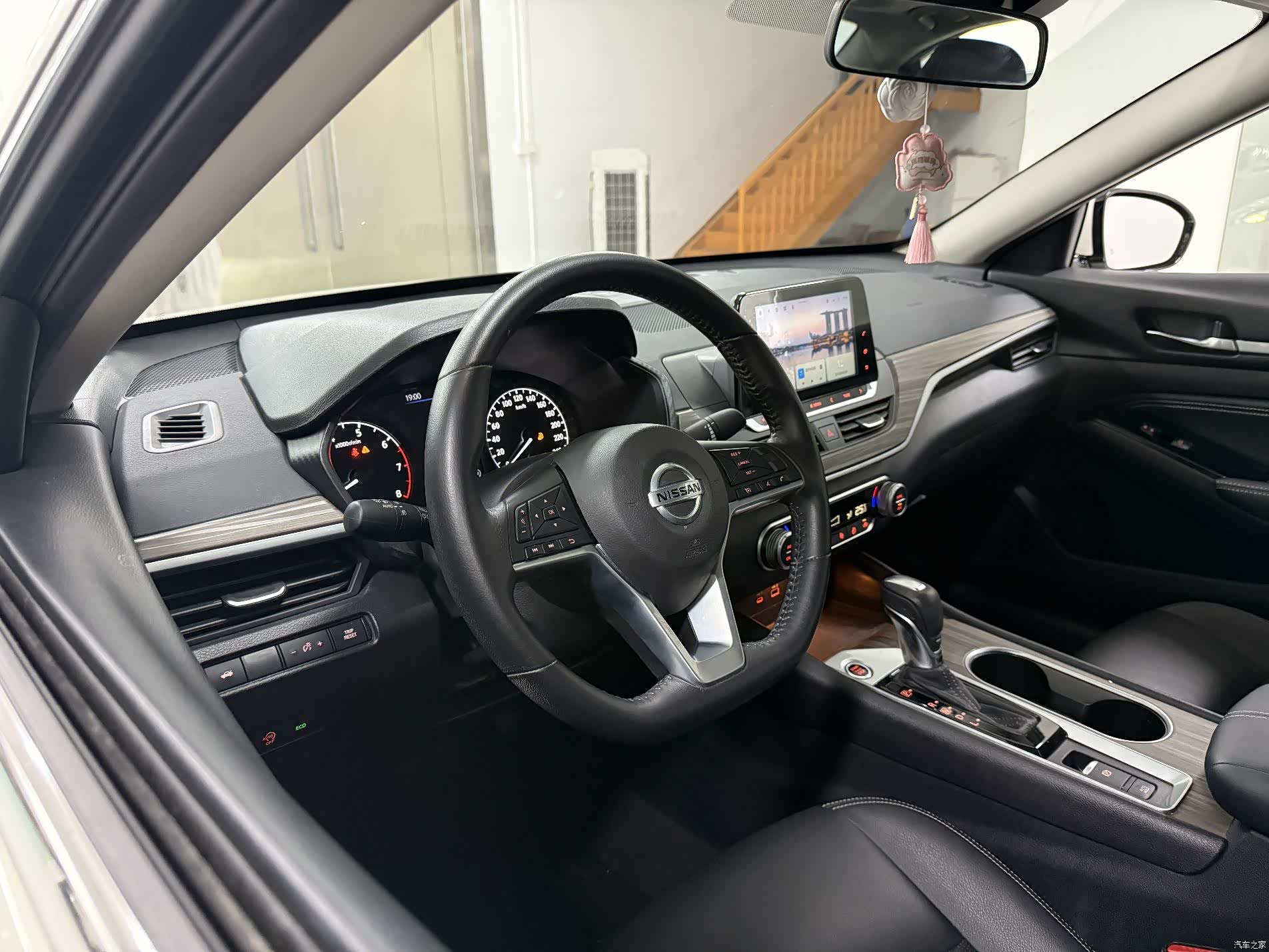 Nissan Teana, 2022 10