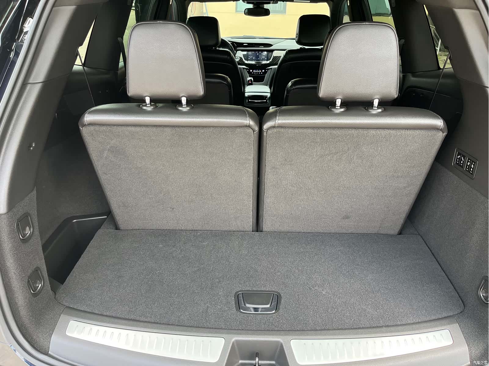 Cadillac XT6, 2022 25