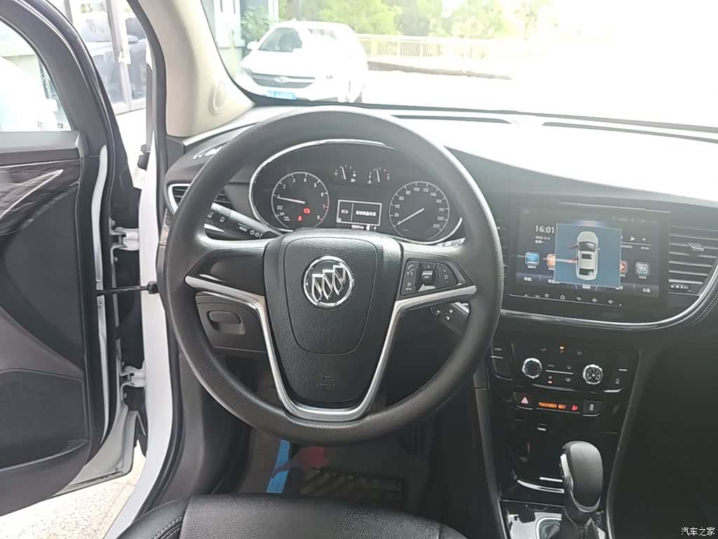Buick Encore, 2016 11
