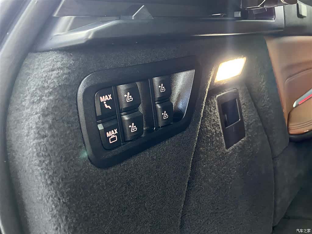 BMW X7, 2023 31