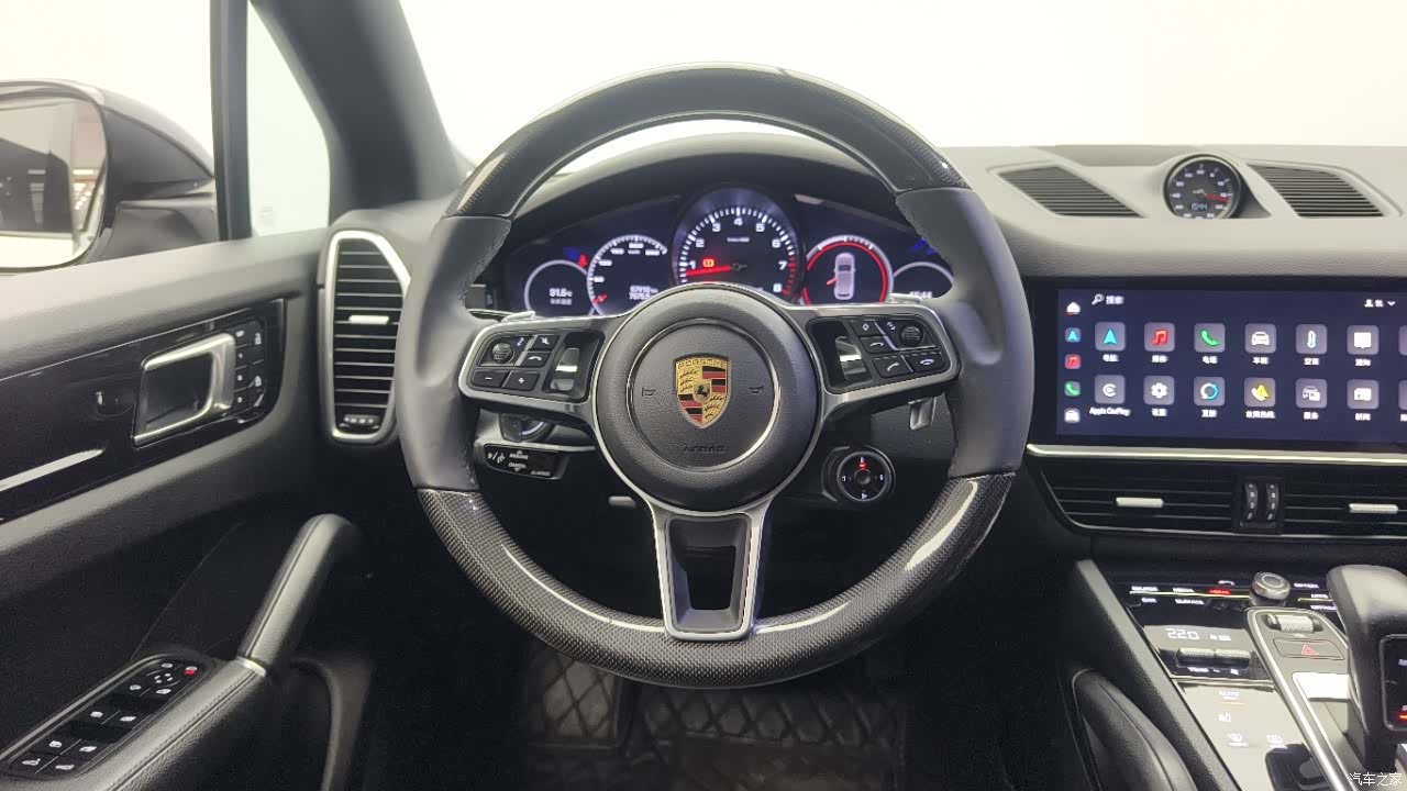 Porsche Cayenne, 2023 11