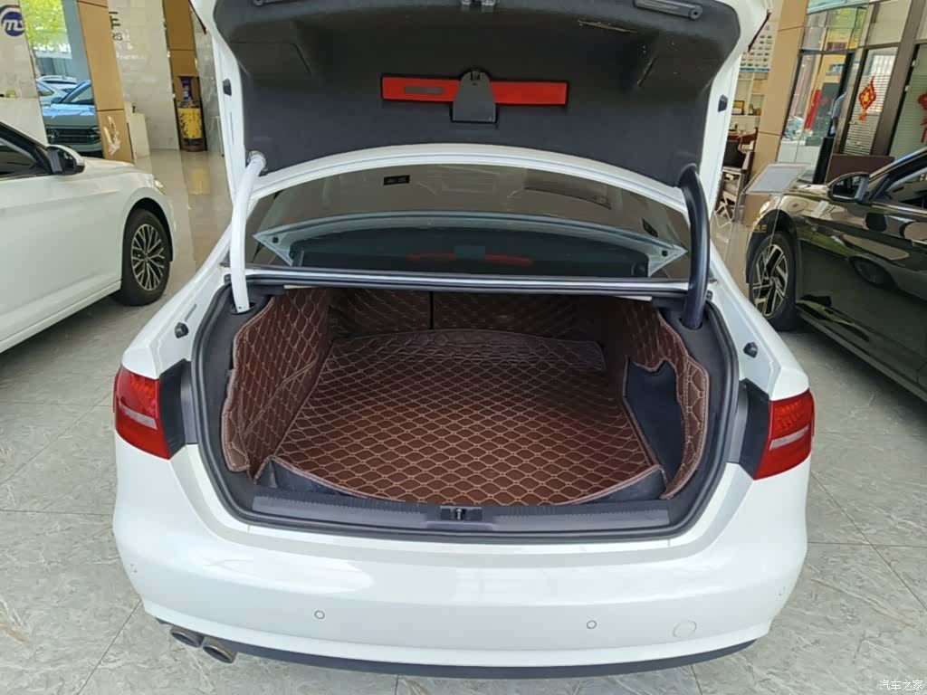 Audi A4L, 2016 19