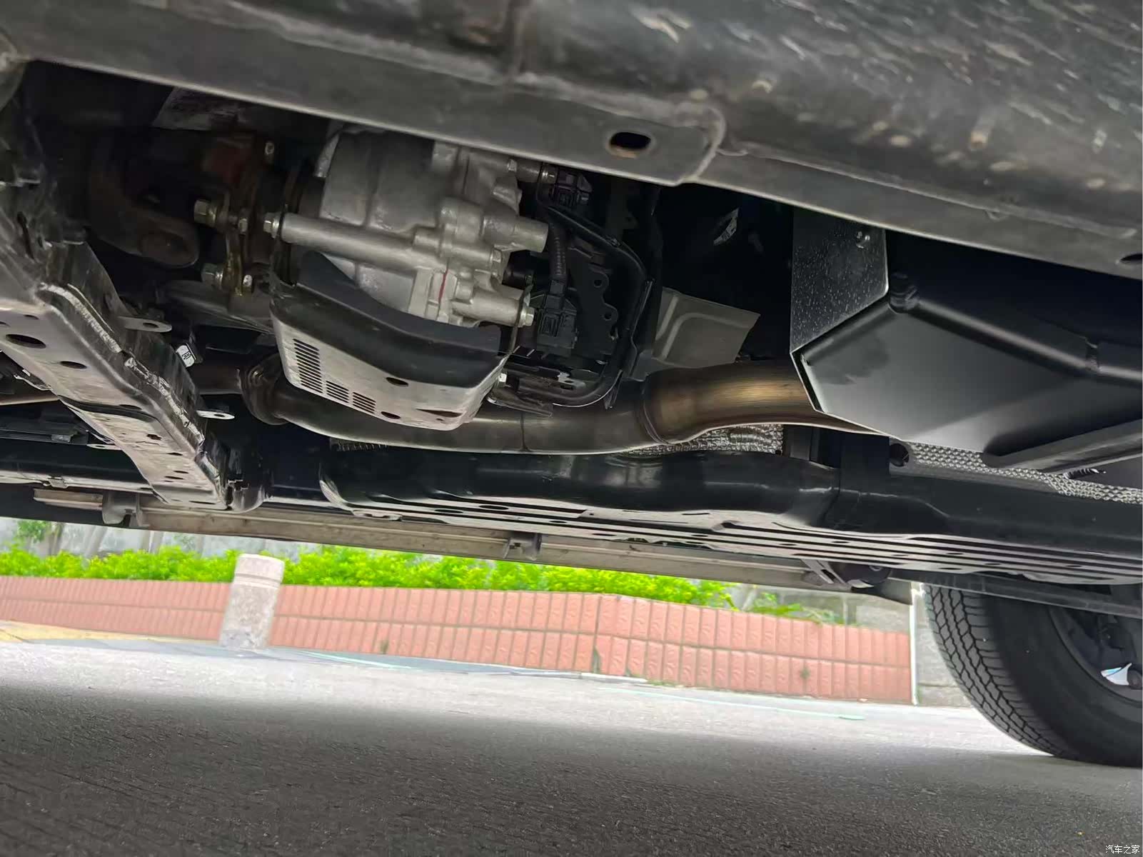Toyota Land Cruiser, 2025 10