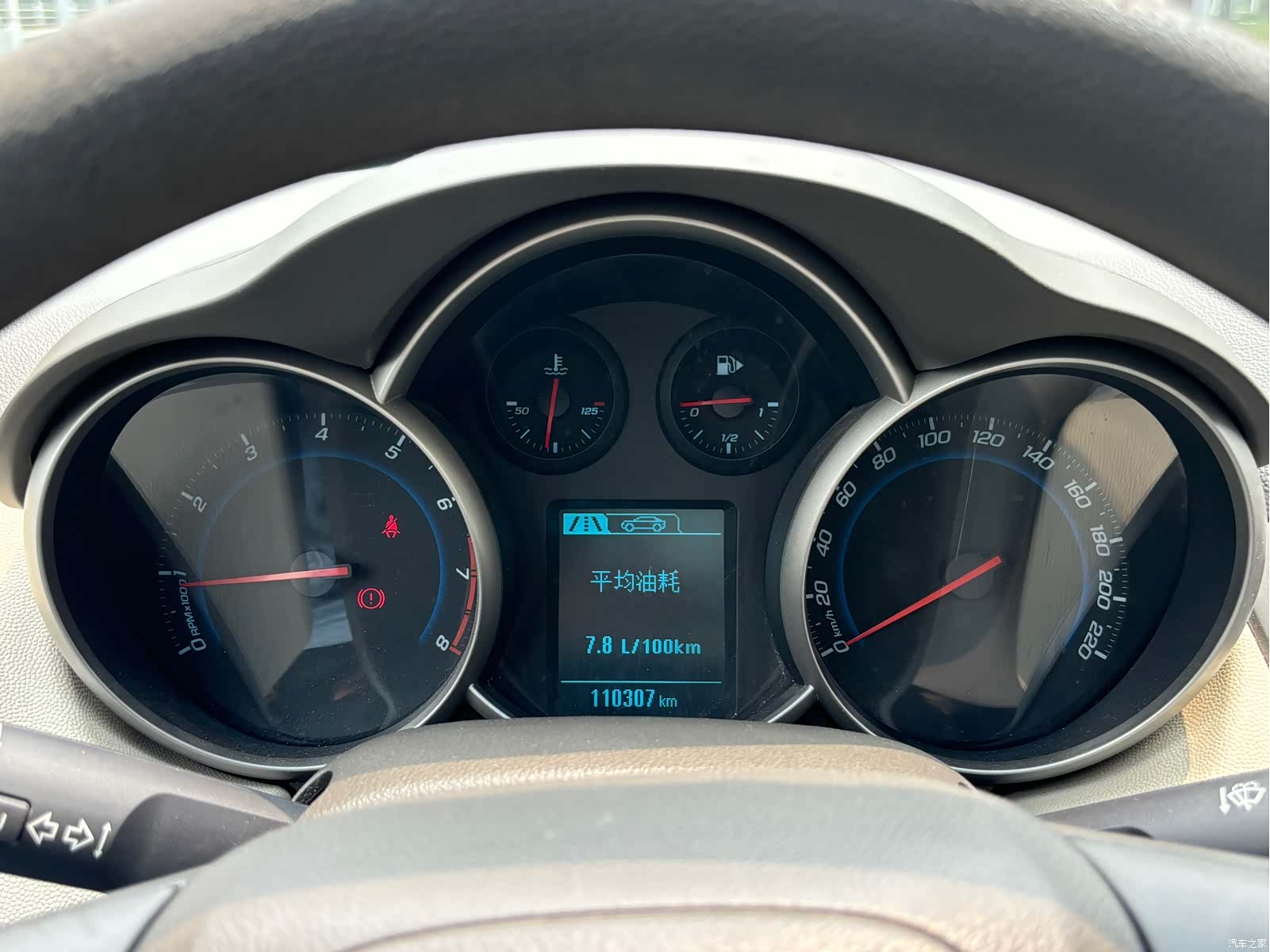 Chevrolet SL, 2015 11