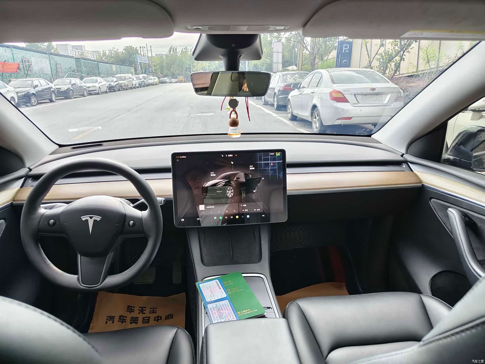 Tesla Model Y, 2023 9
