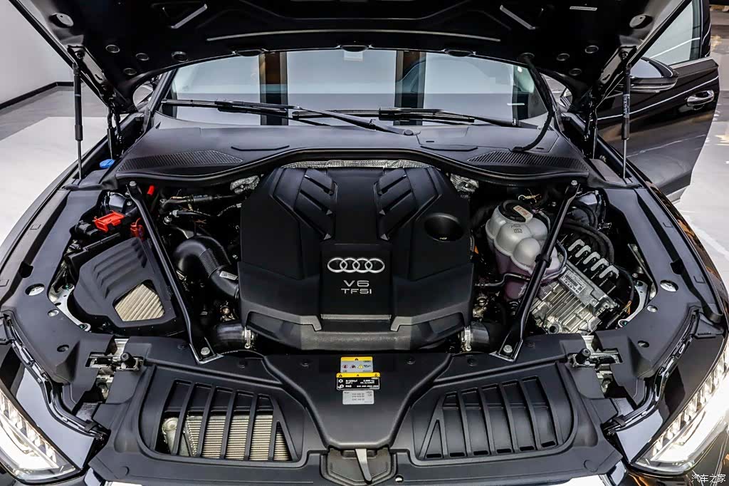 Audi A8L, 2024 34