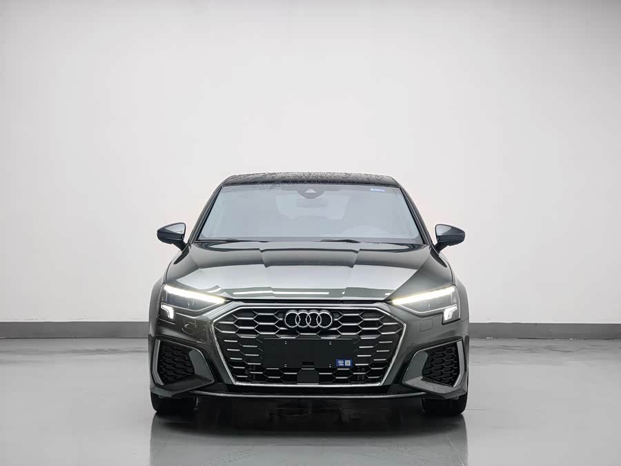 Audi A3 2024, фото 2