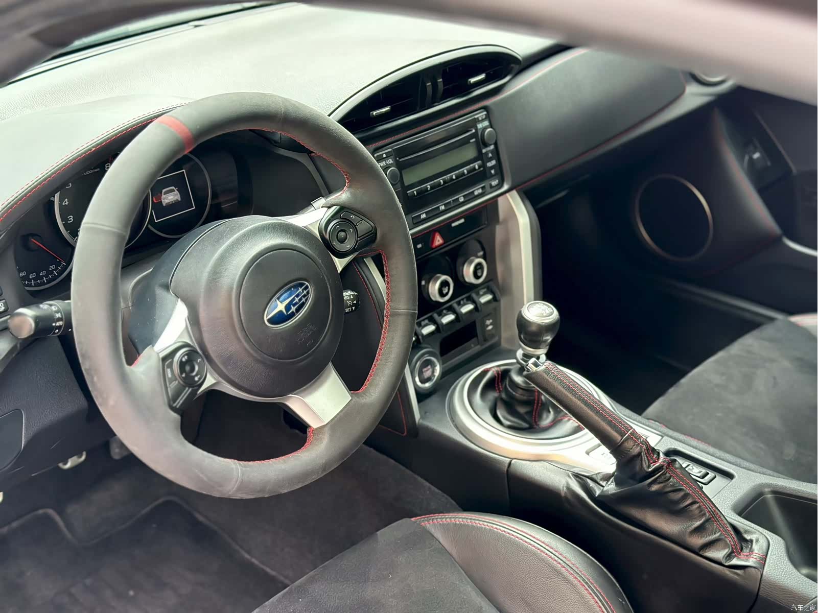 Subaru BRZ, 2017 все фото