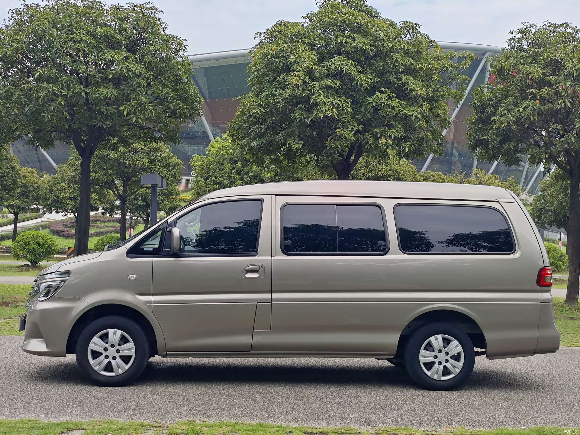 DongFeng M5L, 2023 все фото