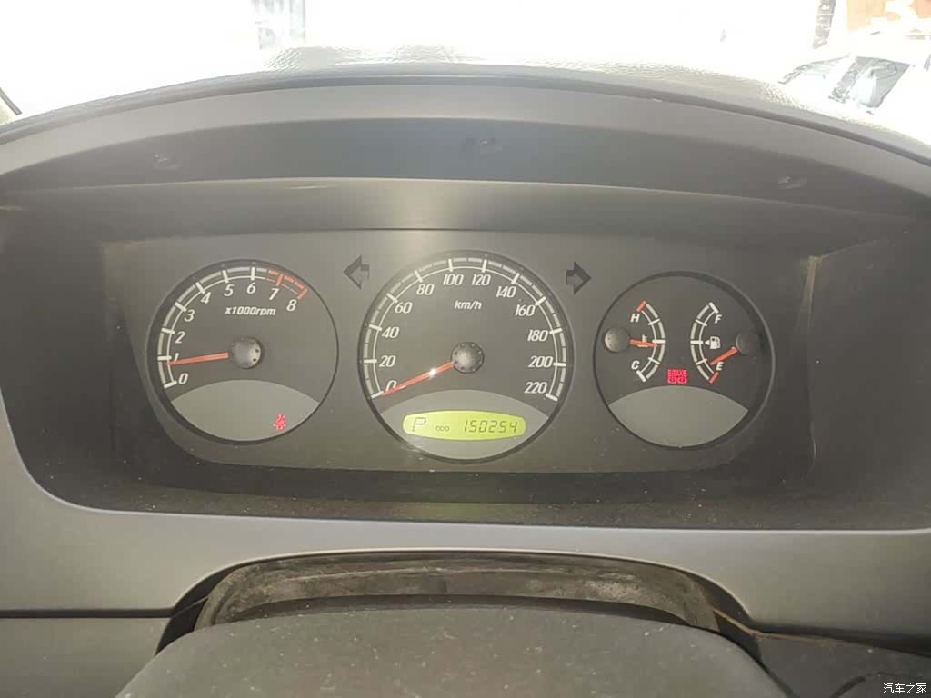 Roewe W5, 2016 12