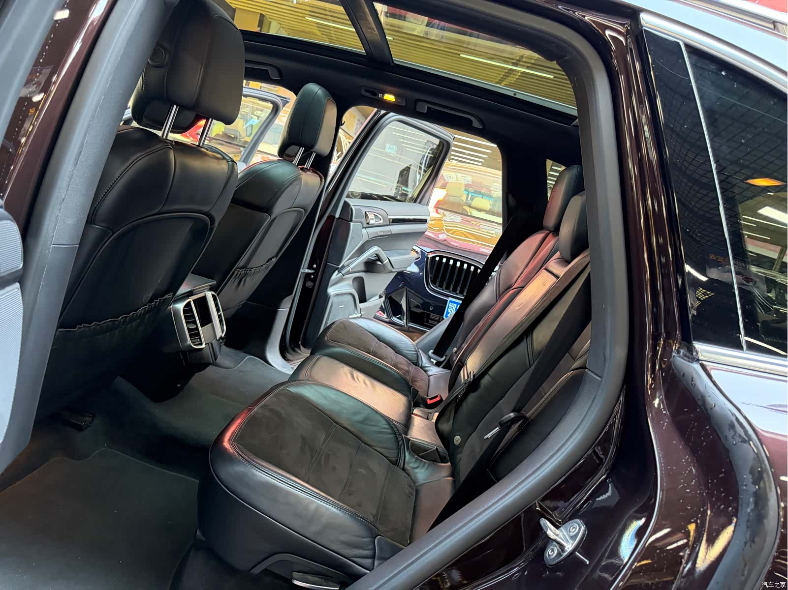 Porsche Cayenne, 2016 15