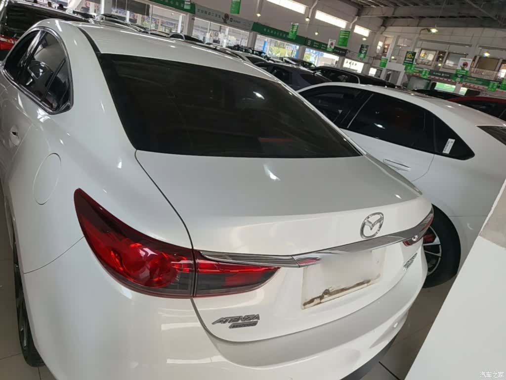 Mazda Atenza, 2015 6