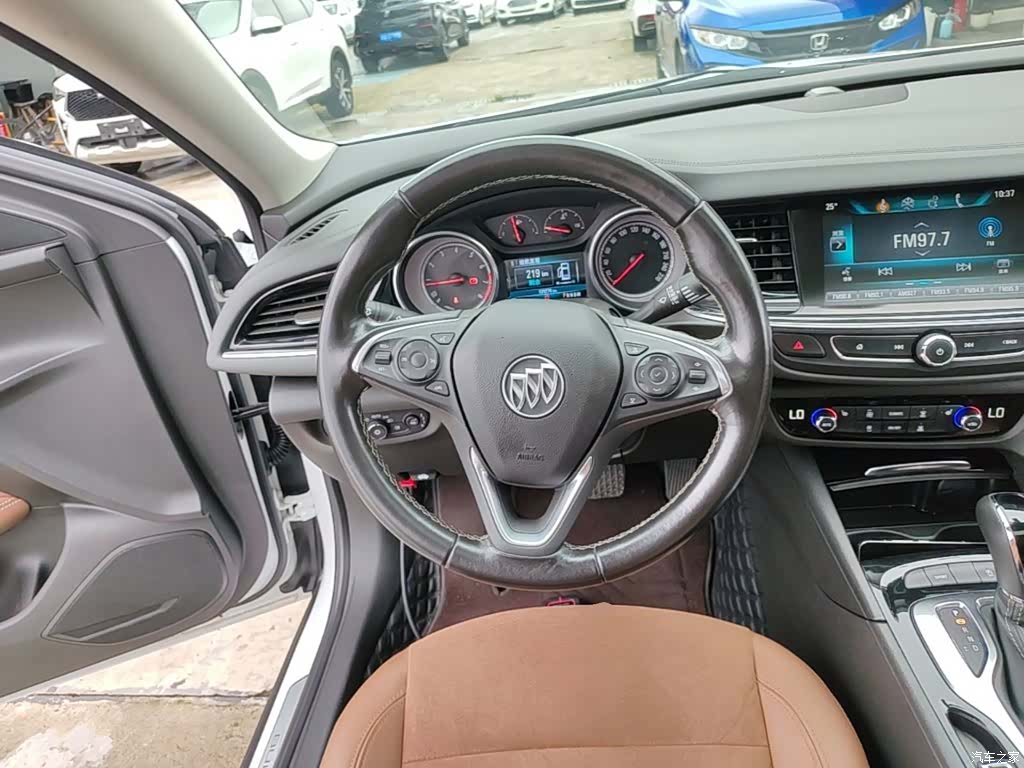 Buick Regal, 2019 11