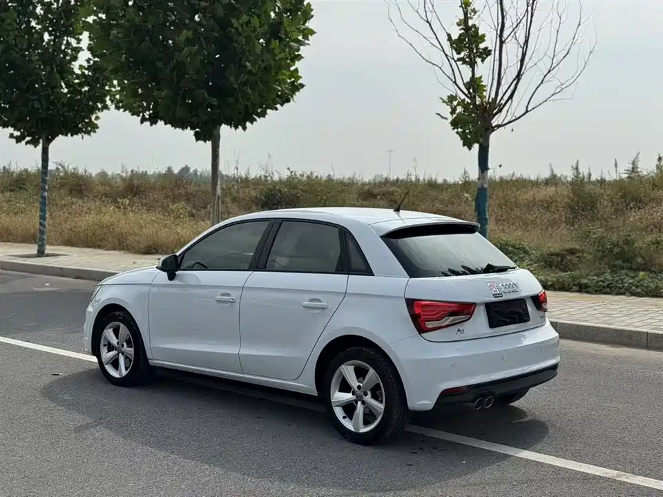 Audi A1