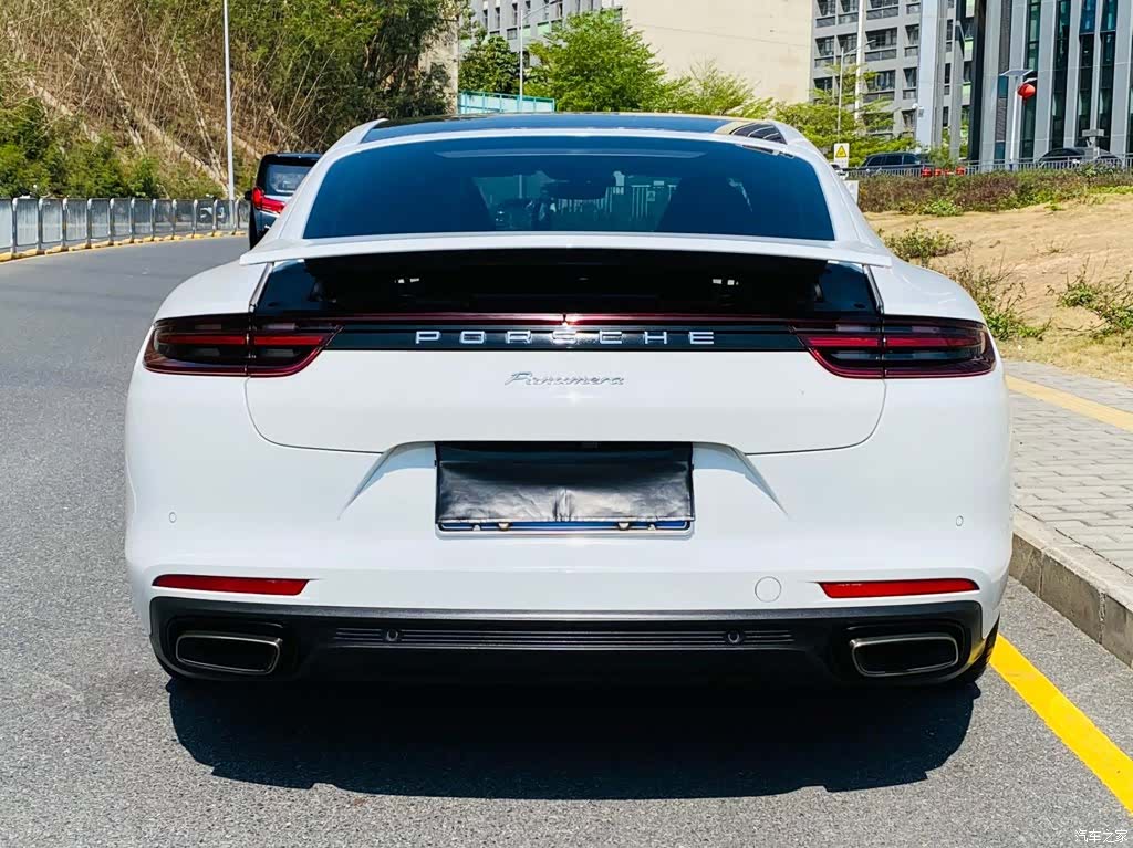 Porsche Panamera, 2019 4