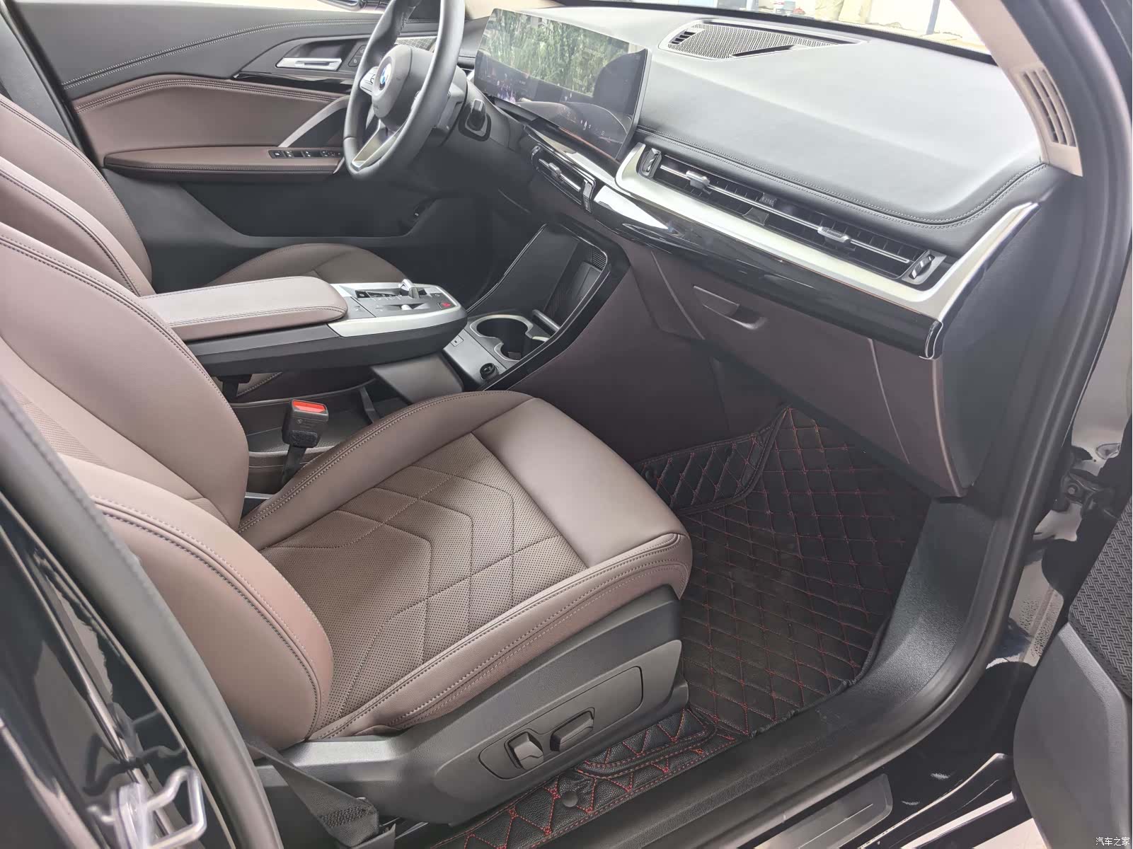 BMW X1, 2025 11