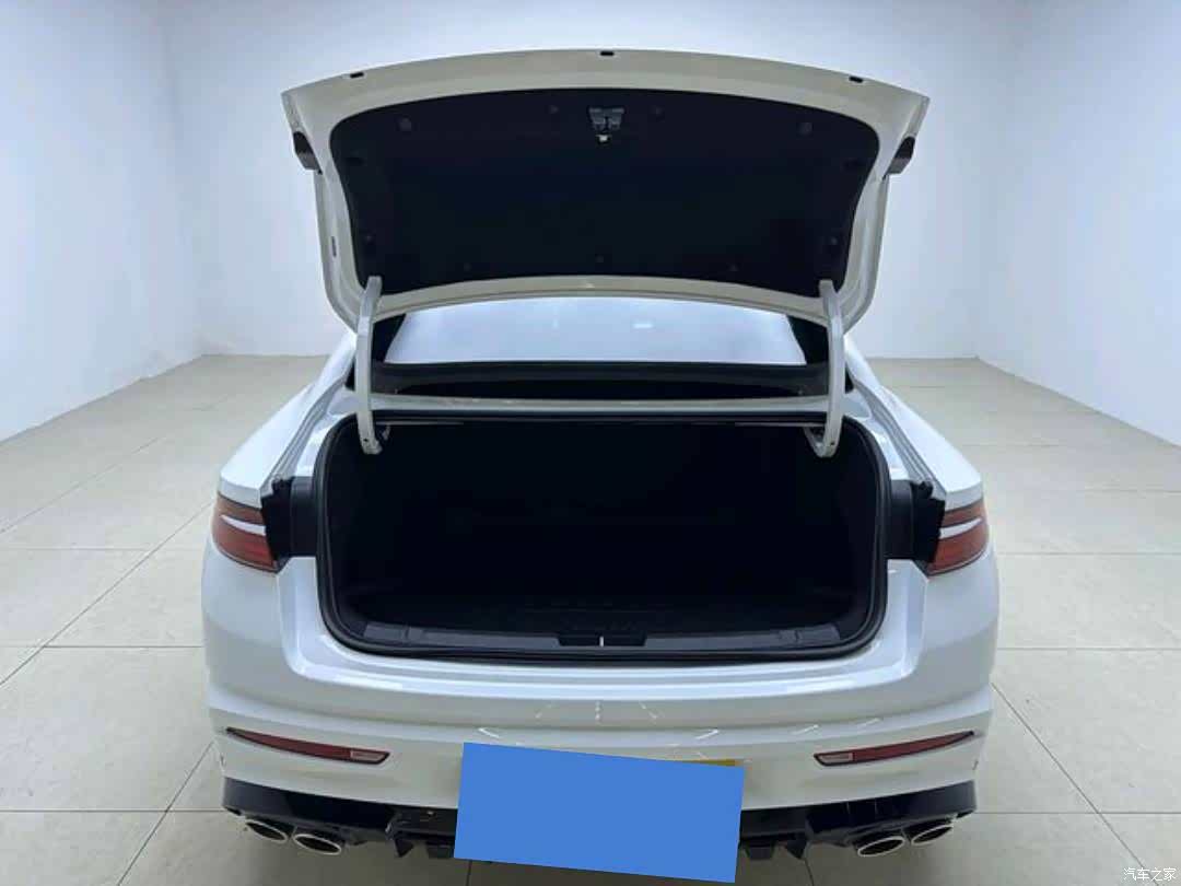 Geely Preface, 2026 8