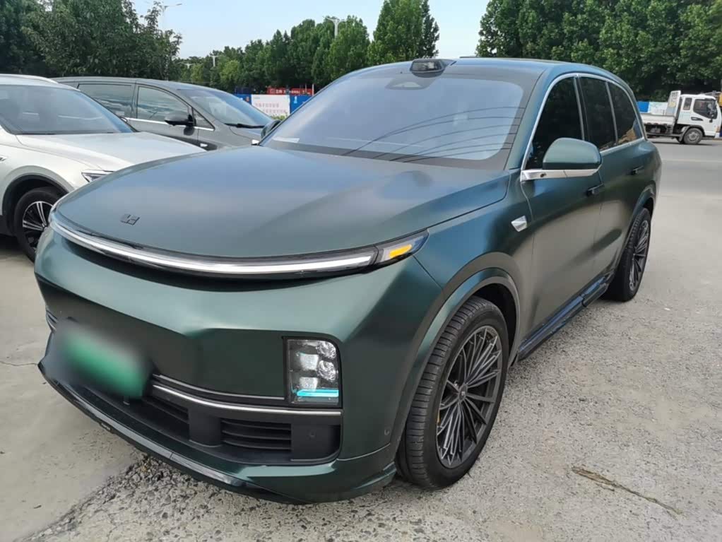 Li Auto L8