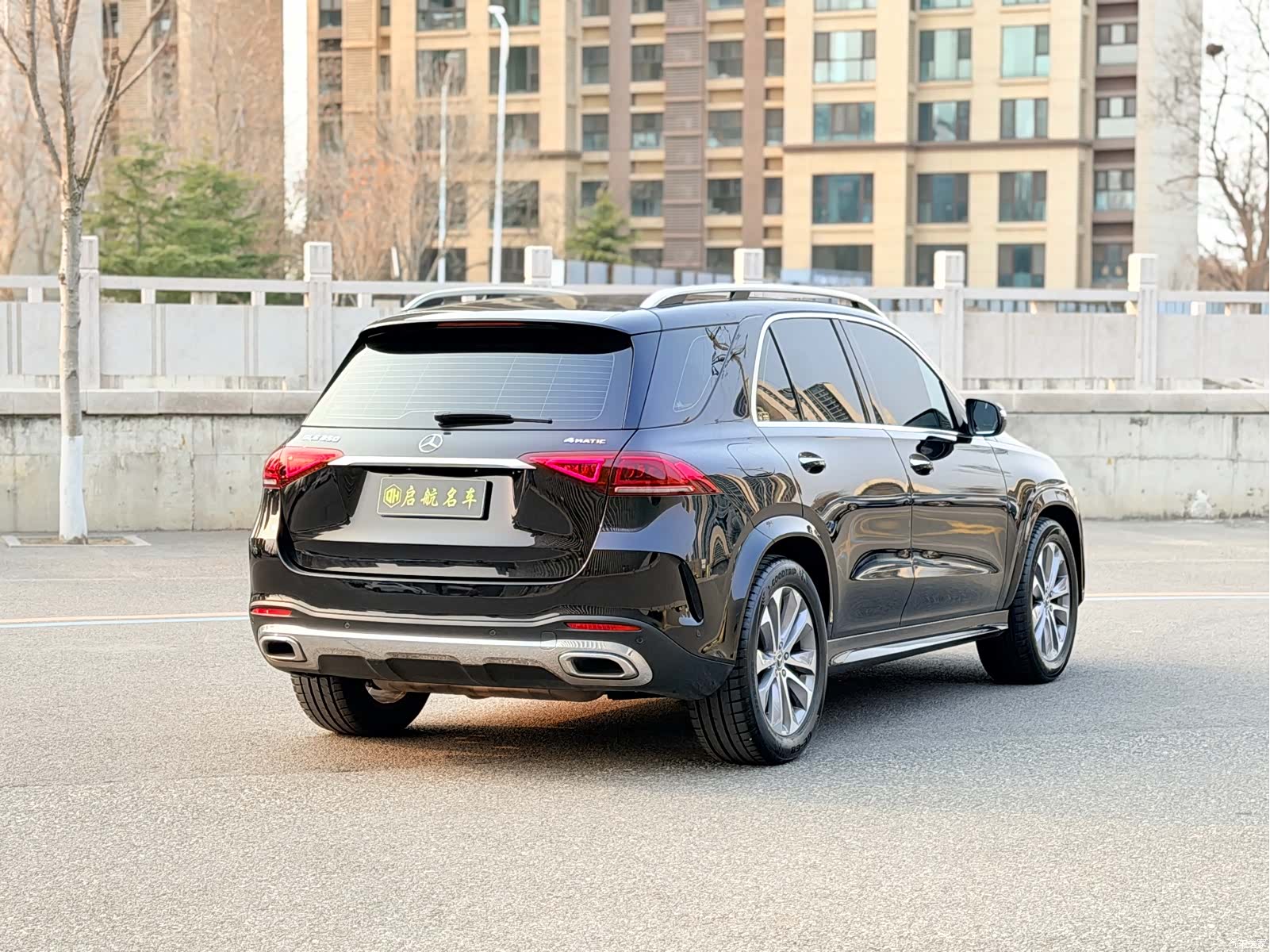 Mercedes-Benz GLE, 2023 14