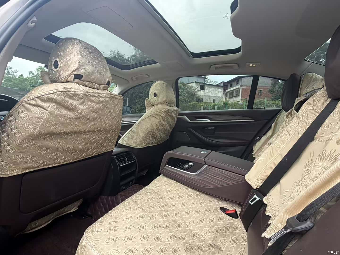 BMW 5 Series, 2019 9