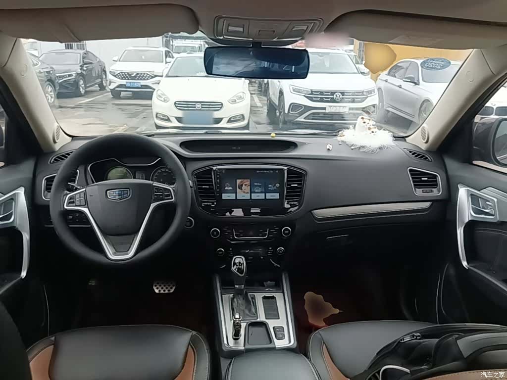 Geely X6, 2016 10