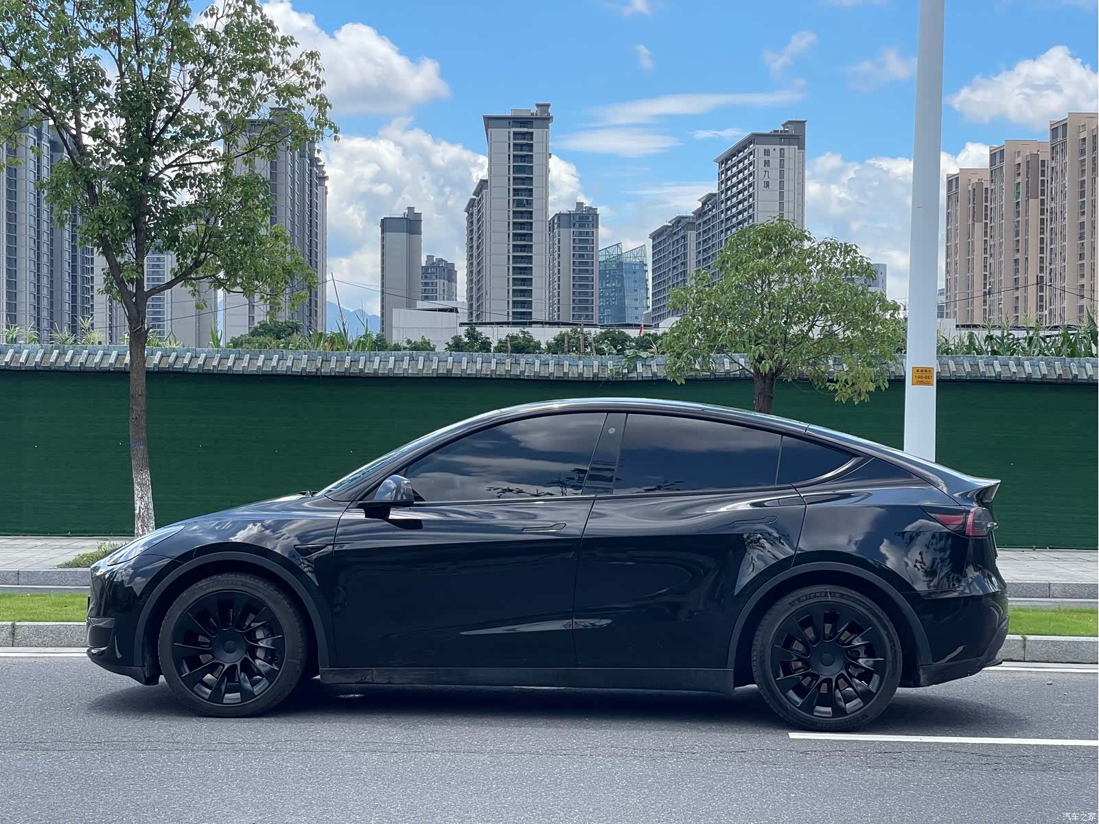 Tesla Model Y, 2021 14