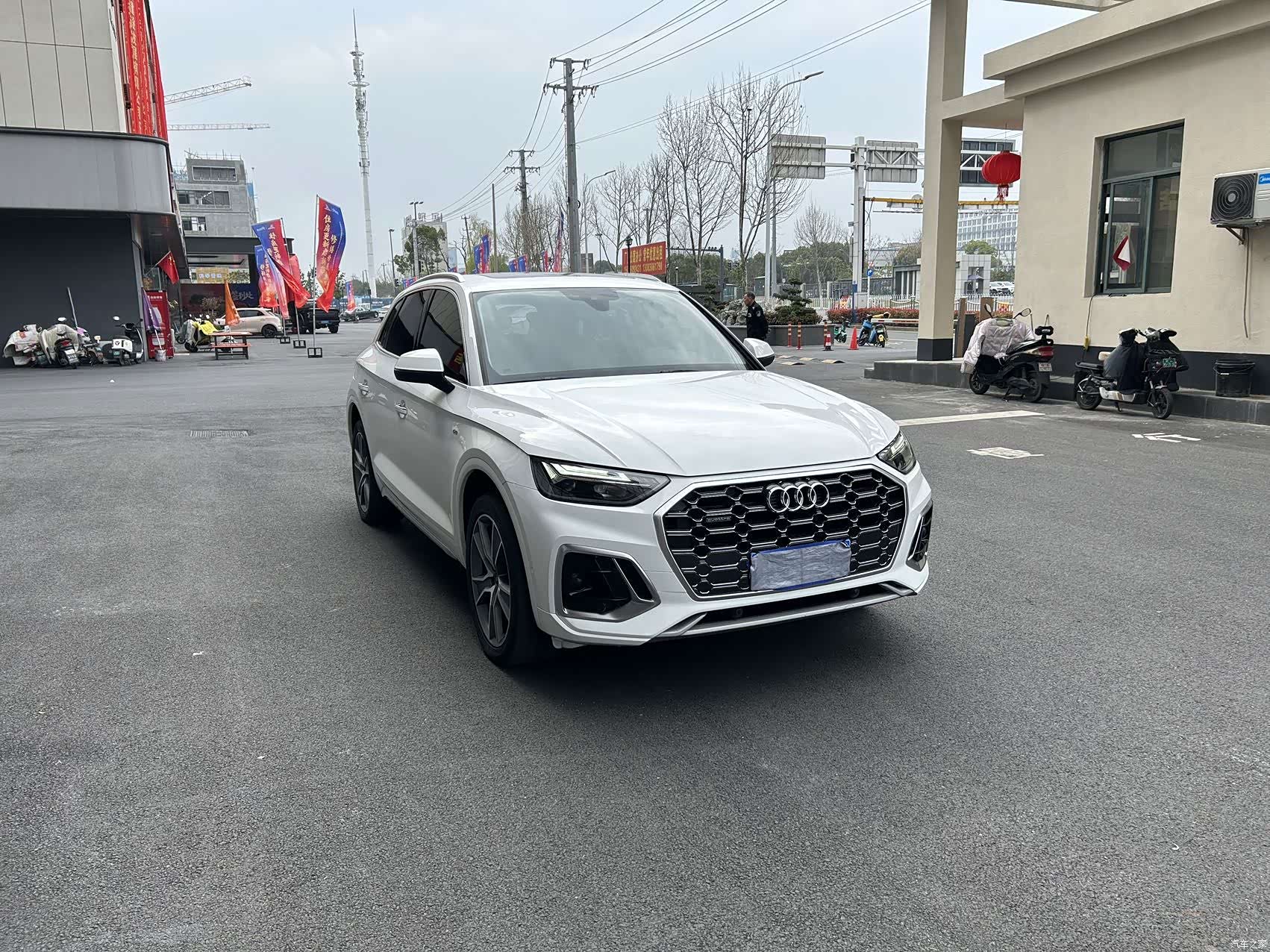 Audi Q5L, 2022 1