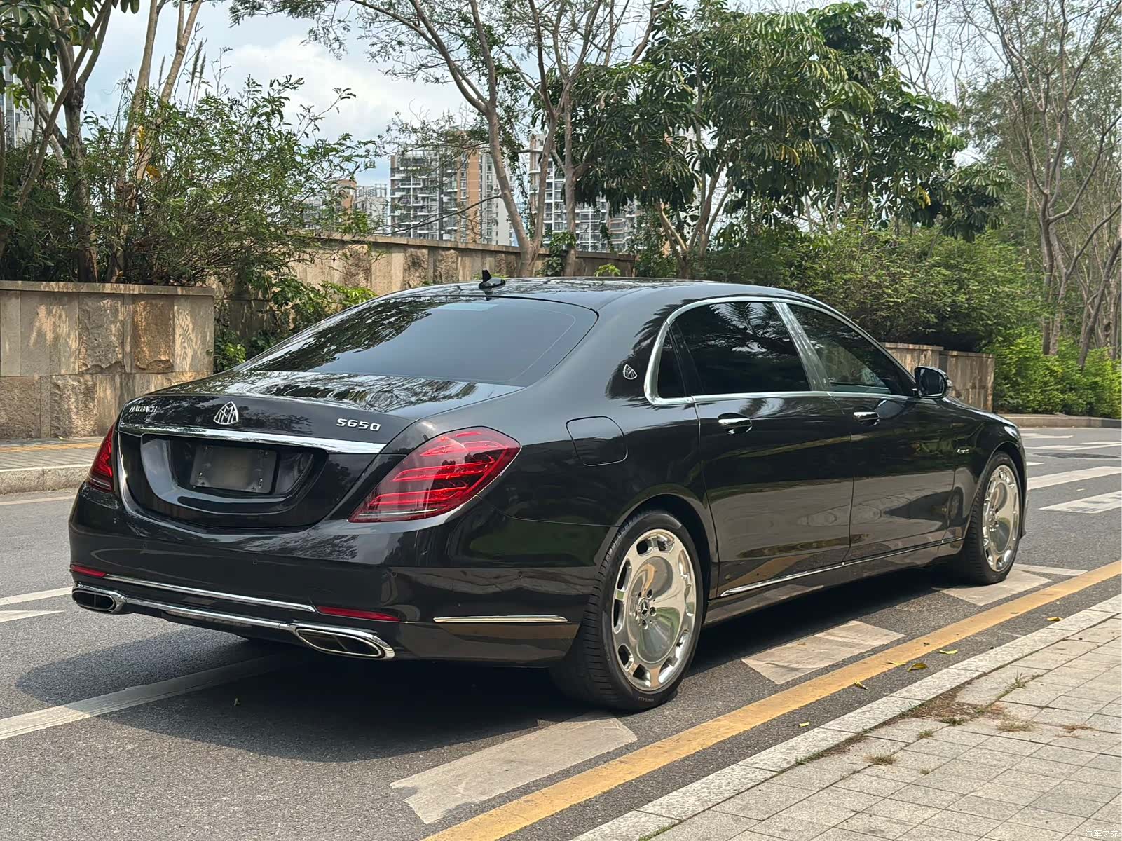 Maybach S-Class, 2020 6