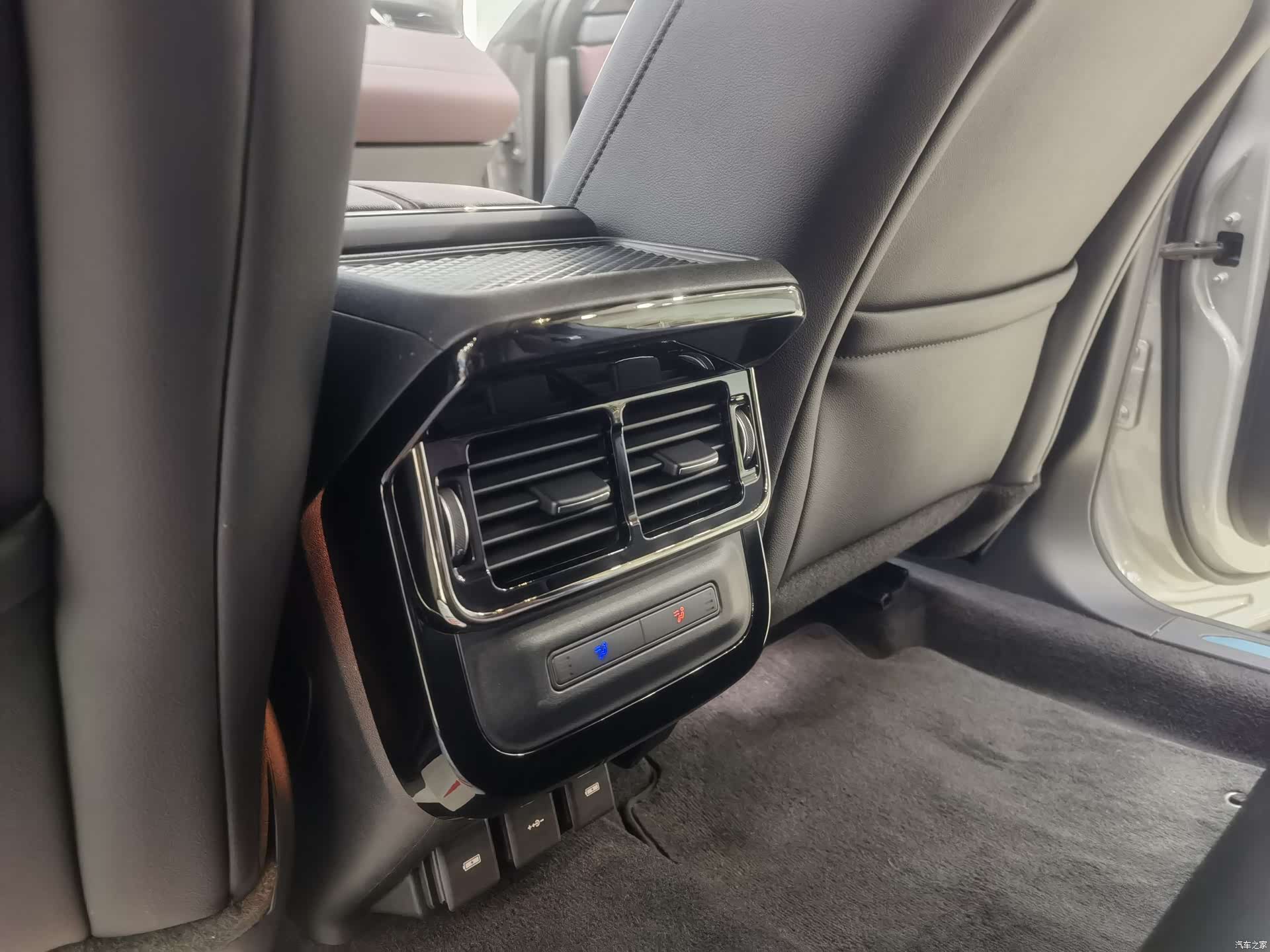 Land Rover Range Rover, 2024 10