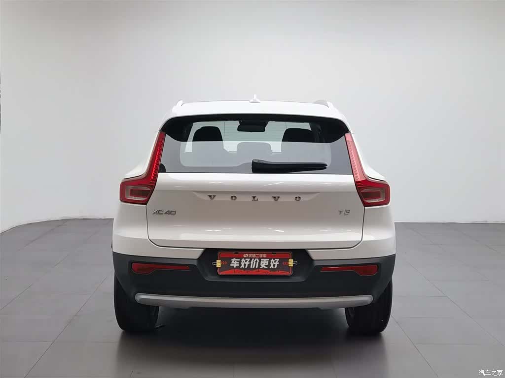 Volvo XC40, 2019 4
