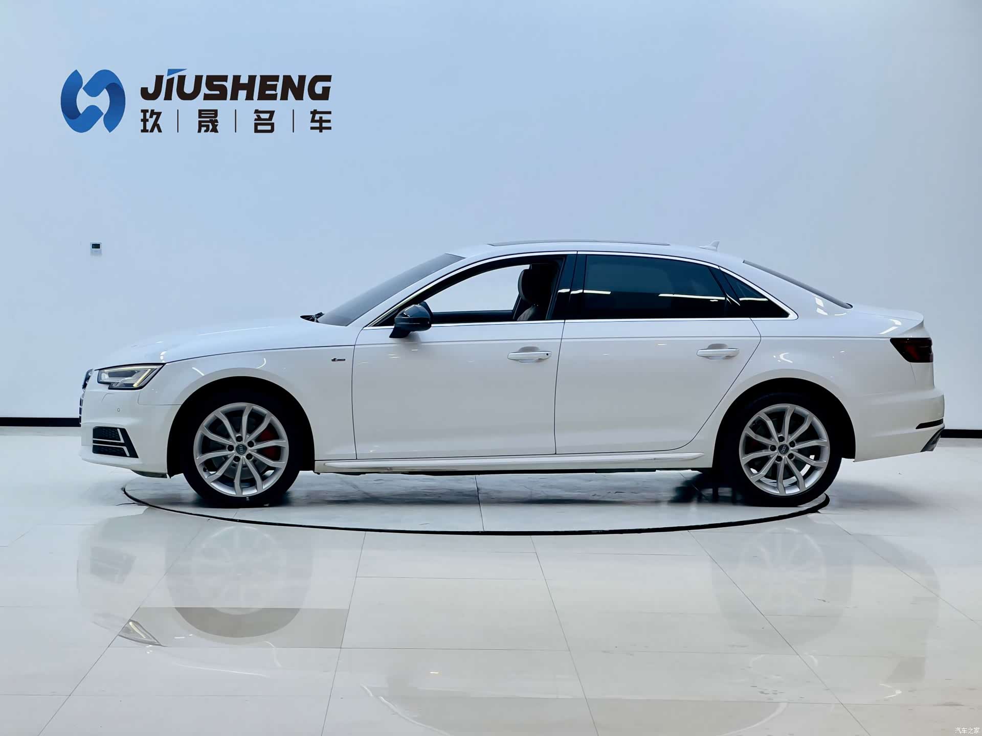 Audi A4L, 2018 3