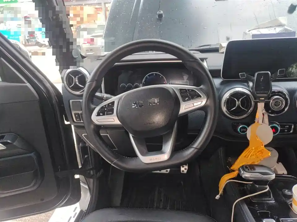 Beijing BJ40