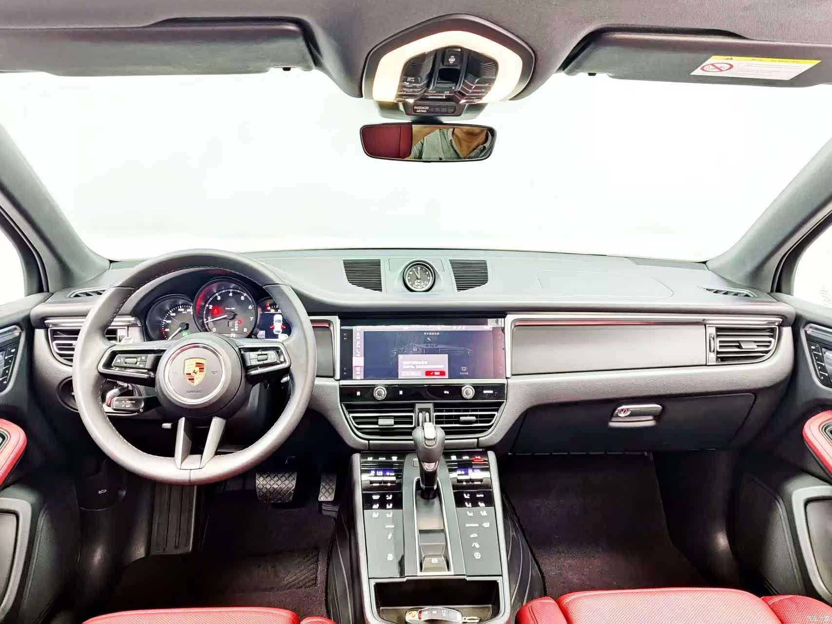 Porsche Macan, 2024 12