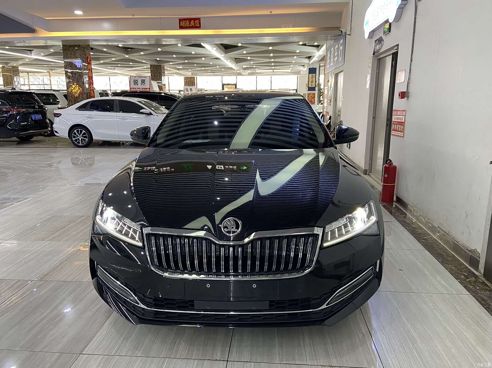 Skoda Superb, 2023 2