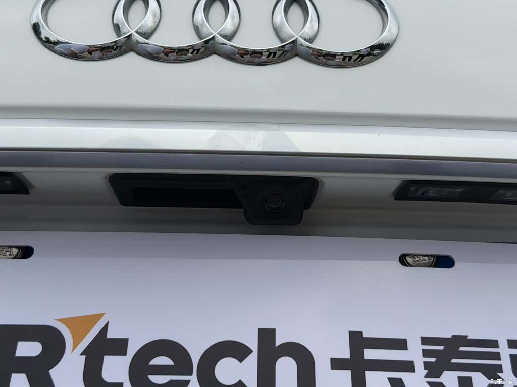 Audi Q5L, 2022 21