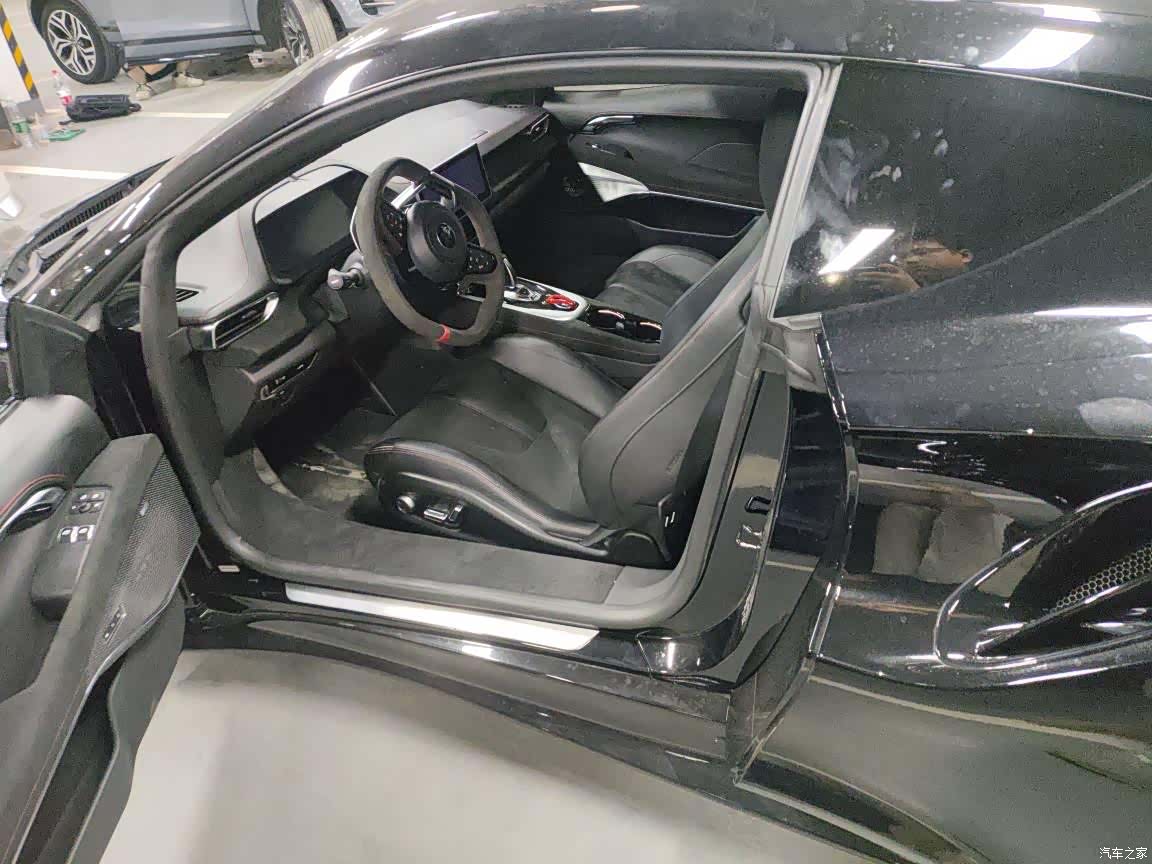 Lotus EMIRA, 2023 6