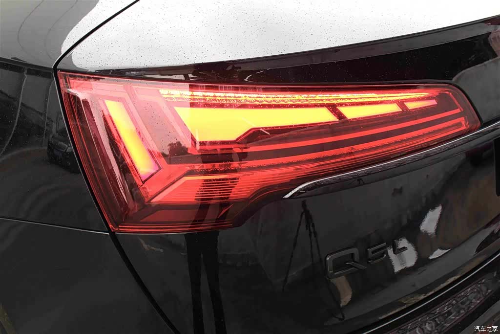 Audi Q5L, 2024 10