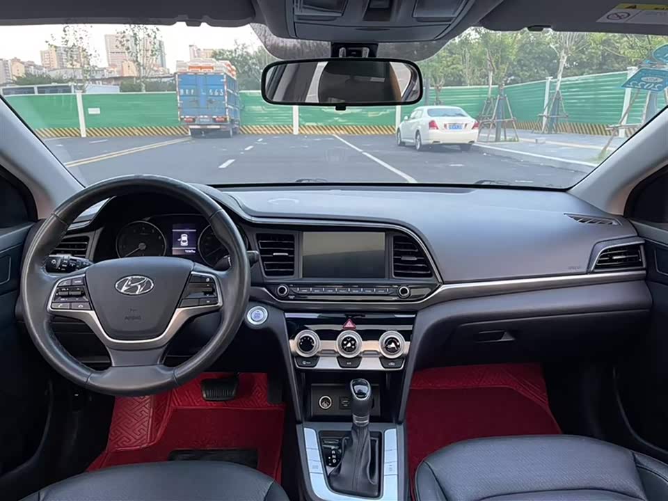 Hyundai Lead
