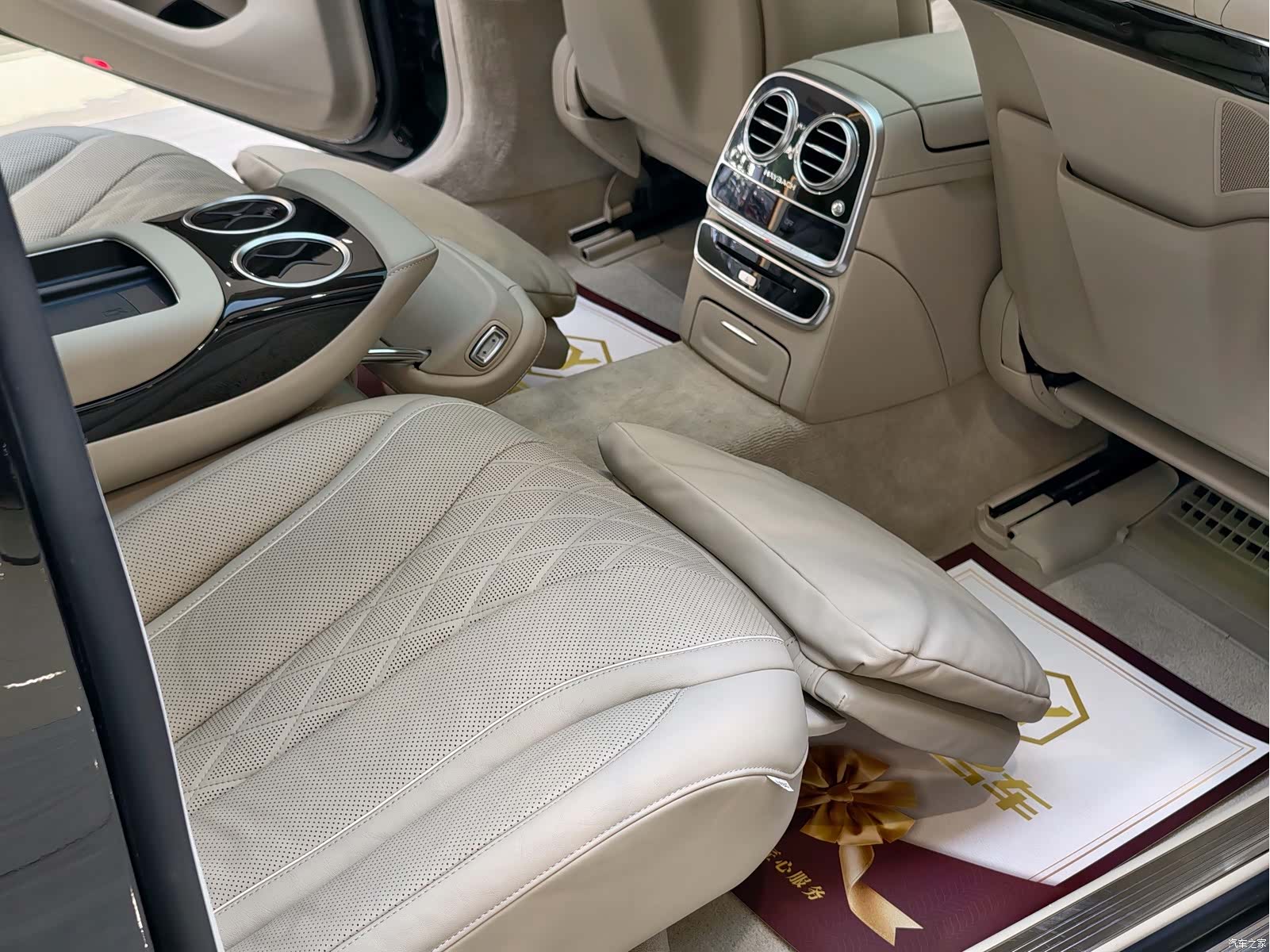 Maybach S-Class, 2019 14
