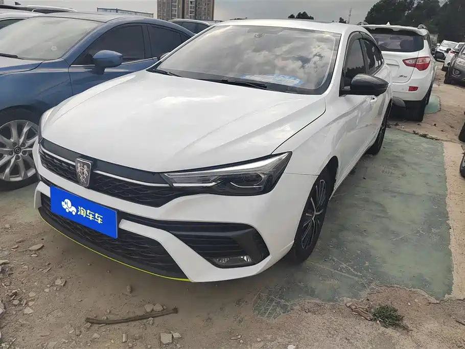 Roewe i5