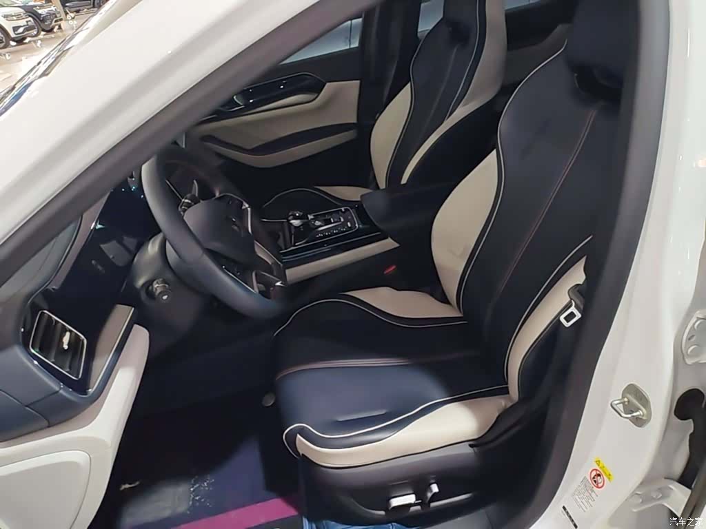 BYD Qin, 2021 15