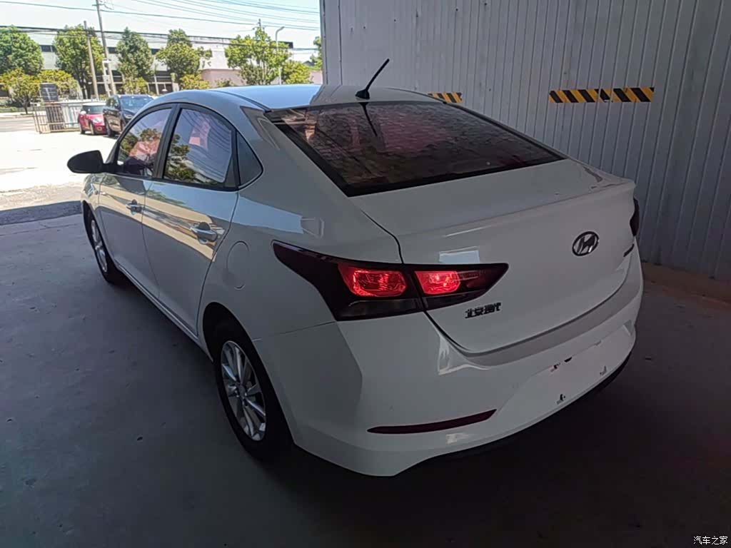 Hyundai GLS, 2017 все фото