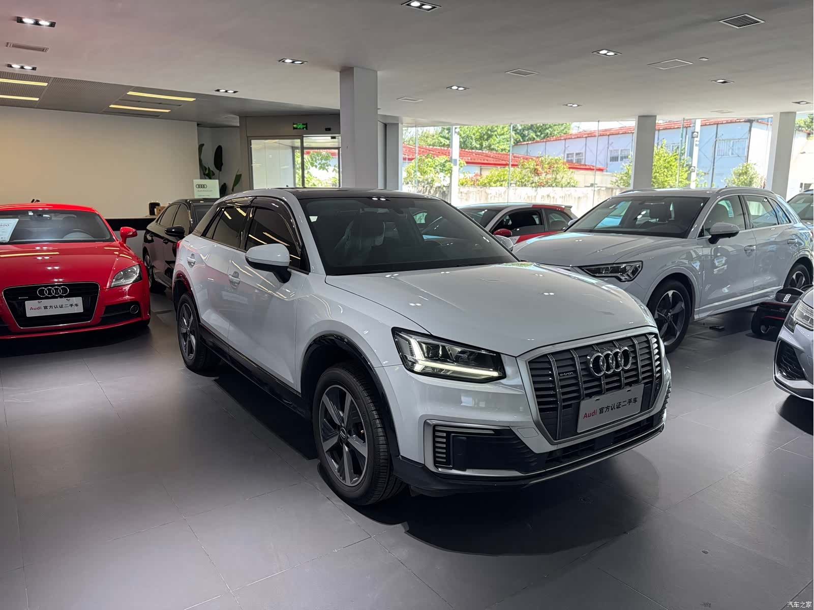 Audi e-tron, 2020 3