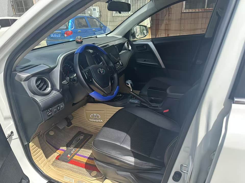 Toyota RAV4 Rongfang