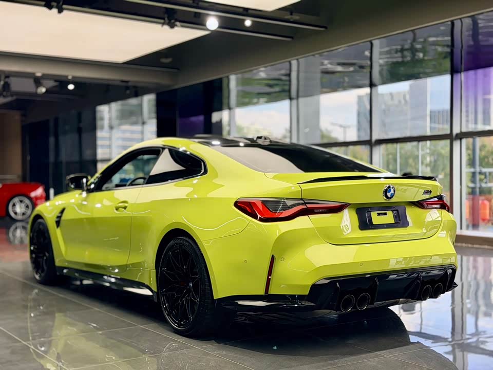 BMW M4