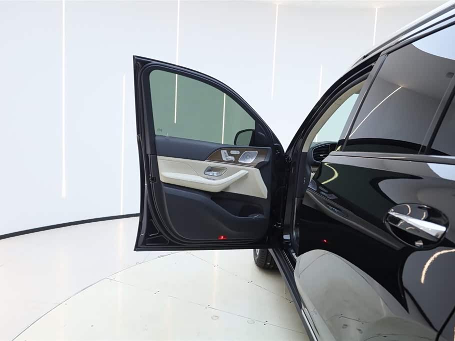 Mercedes-Benz GLE Mercedes-Benz GLE