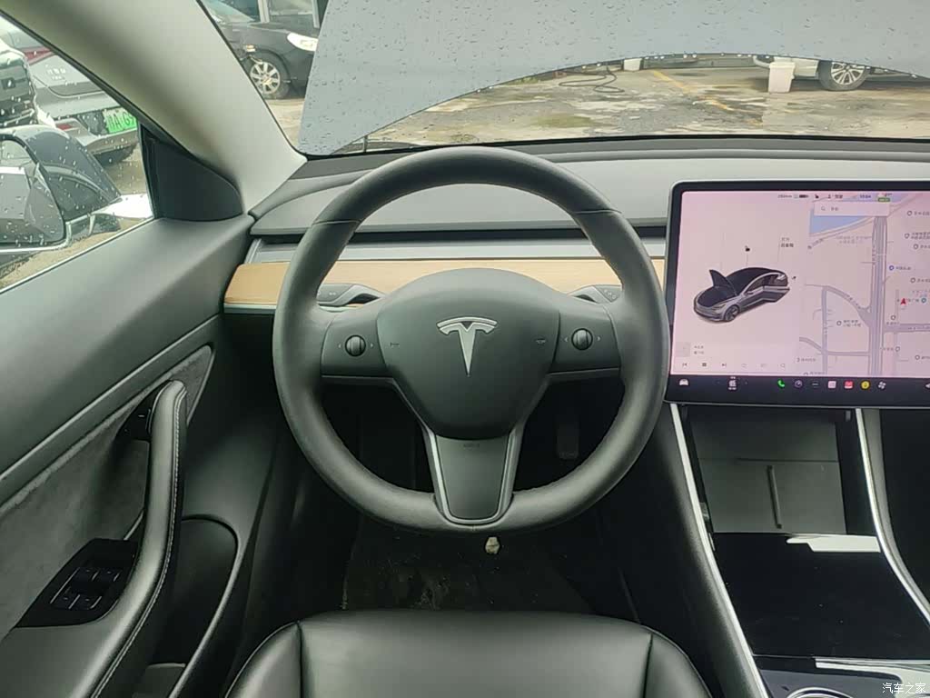 Tesla Model 3, 2020 11