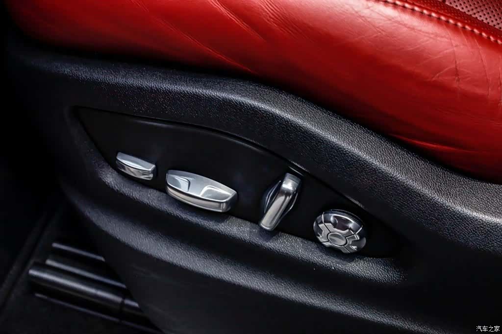 Porsche Cayenne, 2020 13