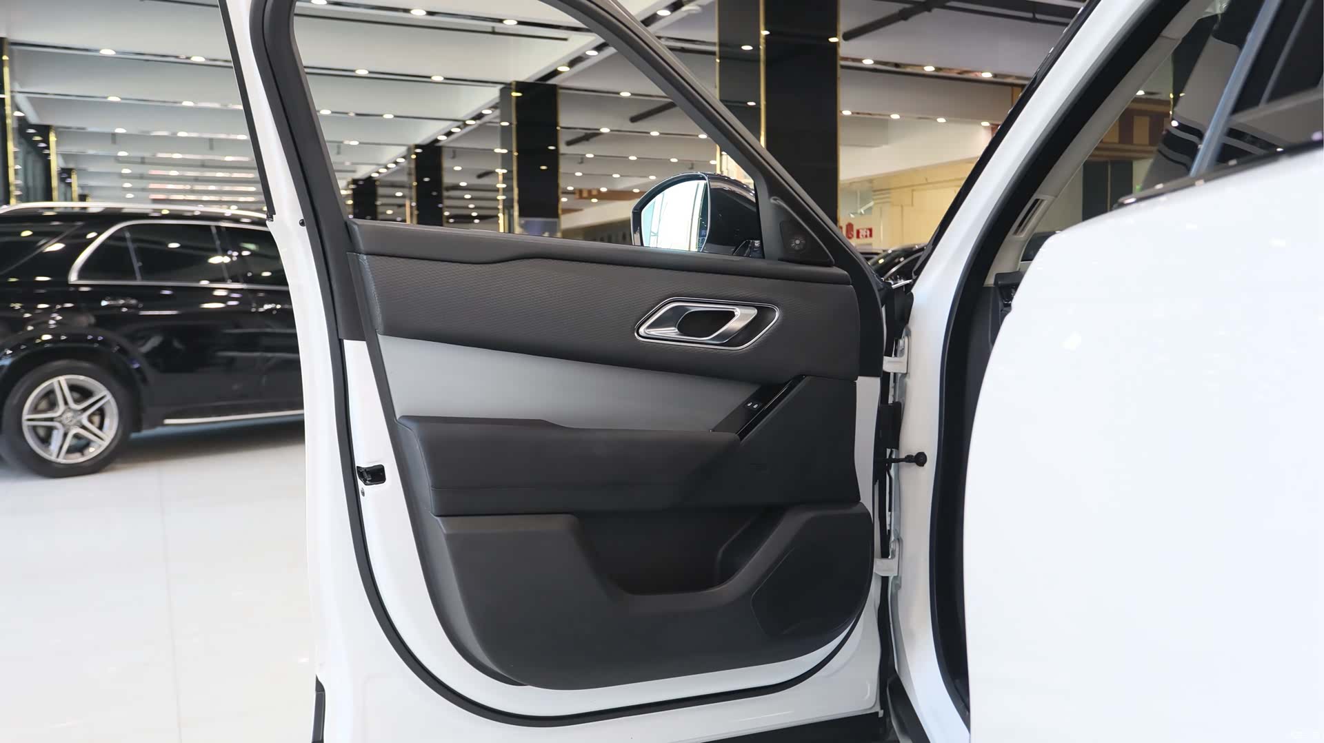 Land Rover Range Rover, 2024 все фото